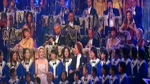 Andre Rieu & Japanese Choir The Boys and Girls - Deck The Hall = Live Christmas Song