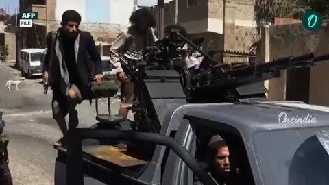 Full-Scale War Begins: Saudi Arabia's Troops ATTACK UAE-Backed Rebels in Yemen | Houthis Warn Arabs