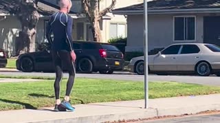 🤖 First Humanoid Robot Spotted in Los Angeles | FunFM