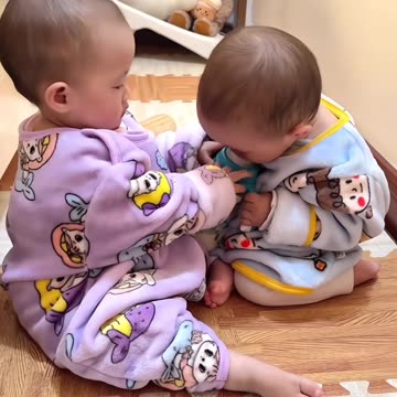 Cute Baby Moments That Melt Hearts