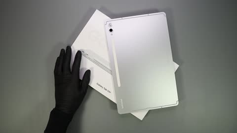 the Unboxing video of Samsung Galaxy Tab S10 Plus,No commentary