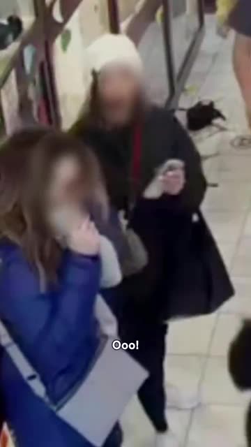 Black woman attacks animals and White woman