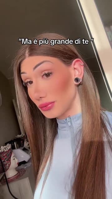 Italian tgirl to be your woman