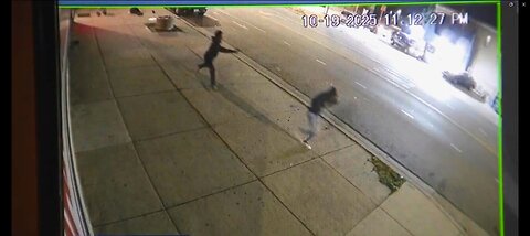 FOX6 News Milwaukee: Video of Fatal Milwaukee Sidewalk Shooting