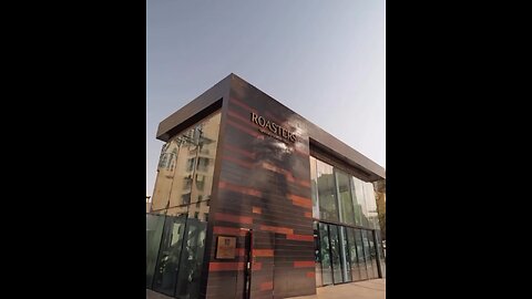 🇦🇪The world's most expensive cup of coffee was sold in Dubai. The drink cost $670