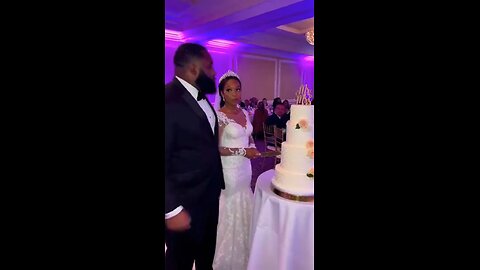 Guess Why the Groom Smashed the Cake at the Wedding 🤯 #CakeSmash #japd