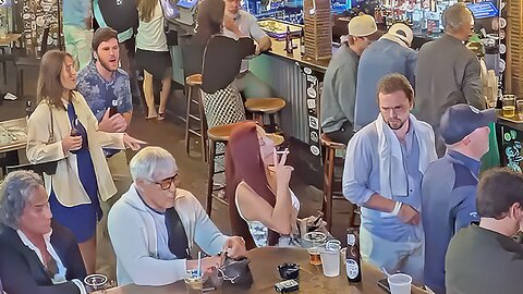 Candid Sexy Smoking Woman 761