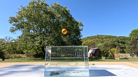 Slow Motion Orange Drop / Splash