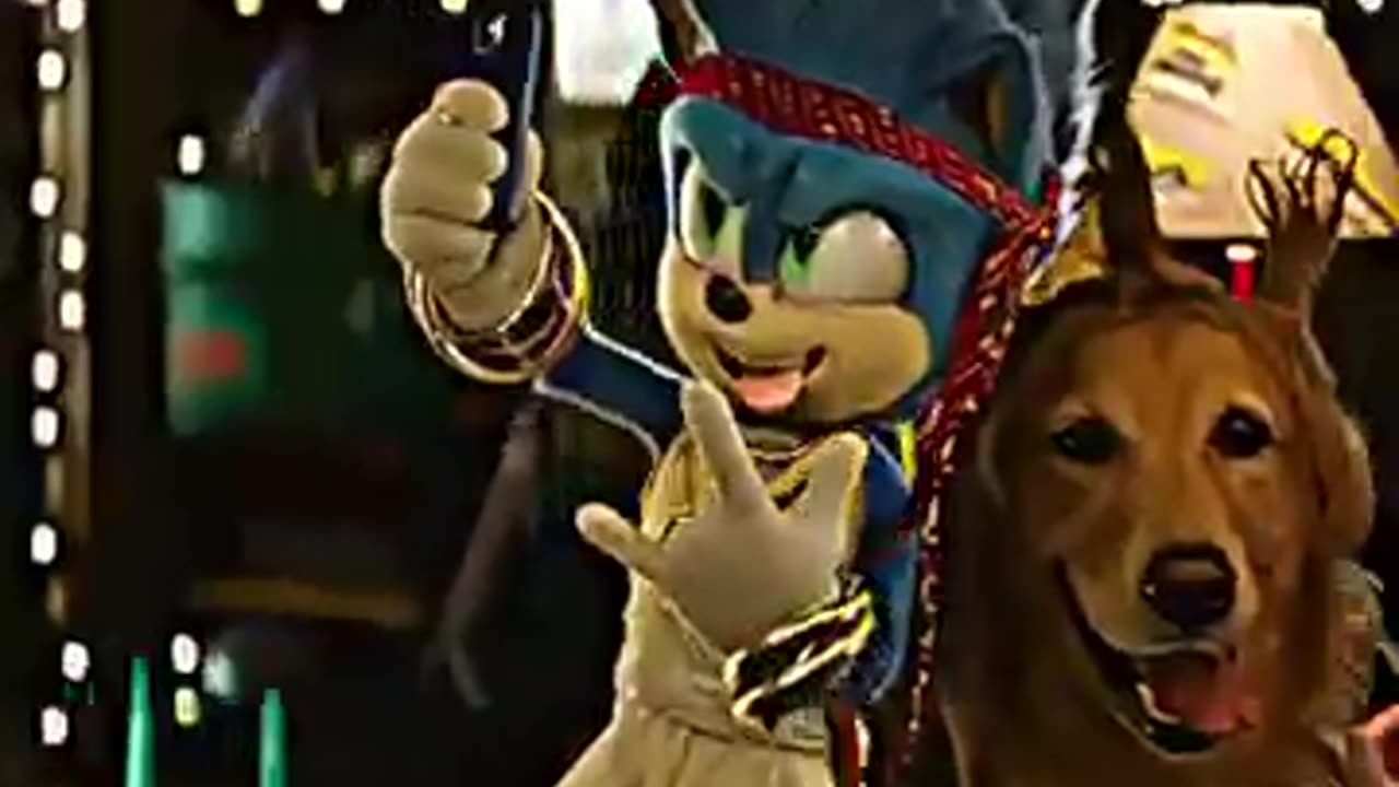 Sonic alone at home 💀😱