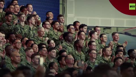 トランプ大統領の日本訪問と、空母ジョージ・ワシントンでの演説をモンタージュで公開