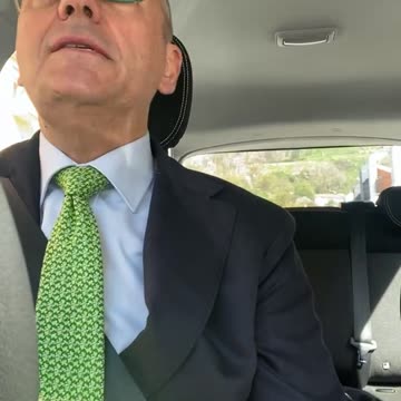 🔴 #BagnaiLive: l'imprevedibilità di Trump che sta facendo quello che aveva detto.