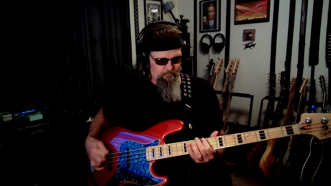 "Reptilia" The Strokes 2003