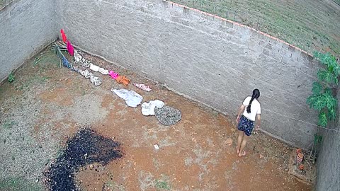 Broken Clothesline Sends Freshly Washed Laundry to the Ground