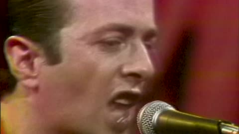 The Clash - The Magnificent Seven