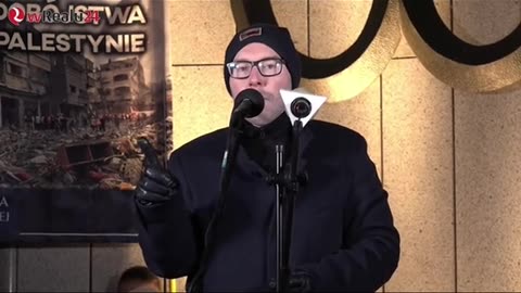 Marcin Rola protest "antysejsmitòw" przed sejmem