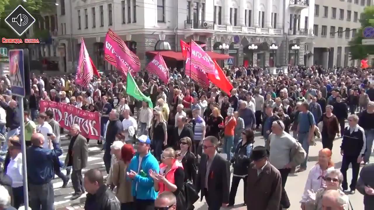 Харьков Многотысячный Народный Парад Победы против Хунты и фашизма! Огромная Георгиевская Лента!