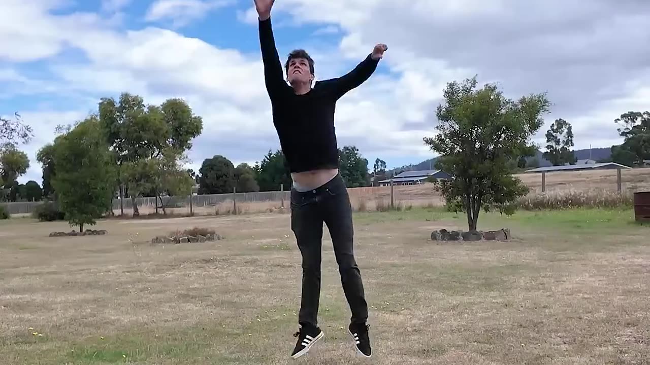 How different people catch a ball. Part 5