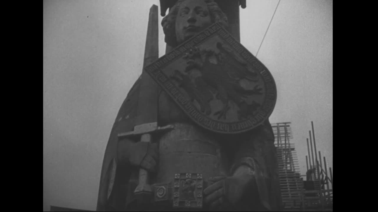 Library Stock Shot #783 (1900s Original Black & White Film)