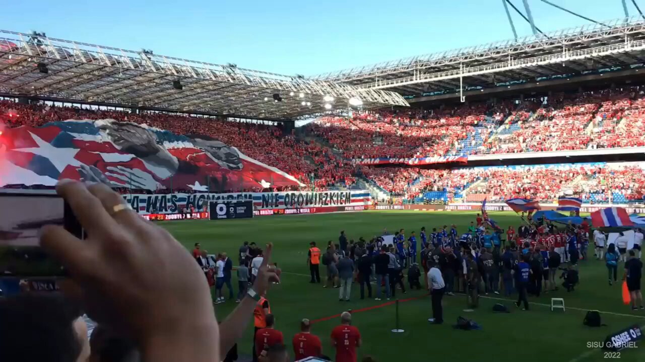 Anthem of Wisla Krakow (Henryka Reymana Arena) Biała Gwiazda