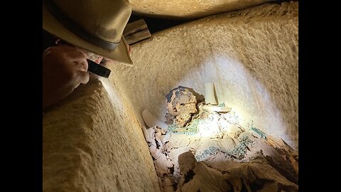 Mummy Discovered with Ancient Treasures | Discovery Uncharted Archaeological News