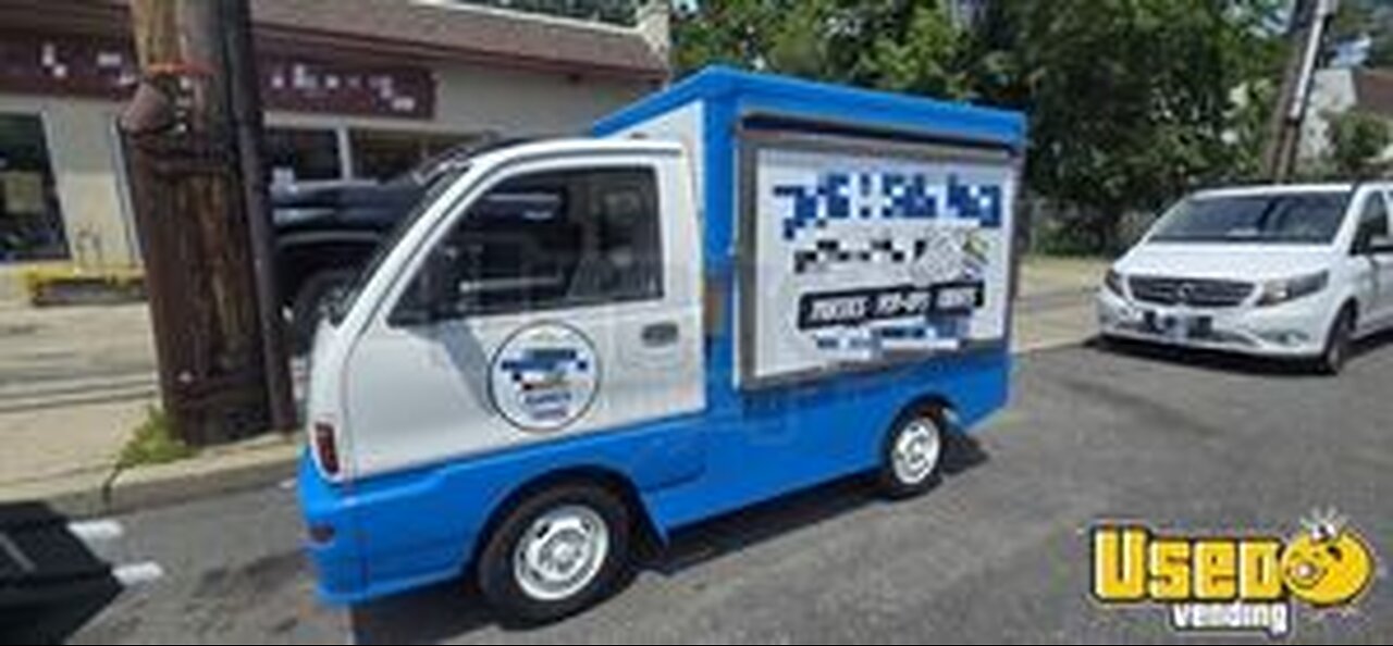 Cute and Compact - Mitsubishi Mini Cab All-Purpose Food Truck | Customizable Truck