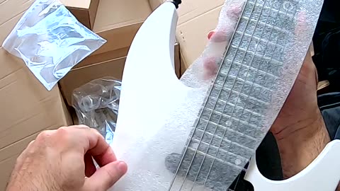 Aristides 070 w/ Floyd rose Unboxing