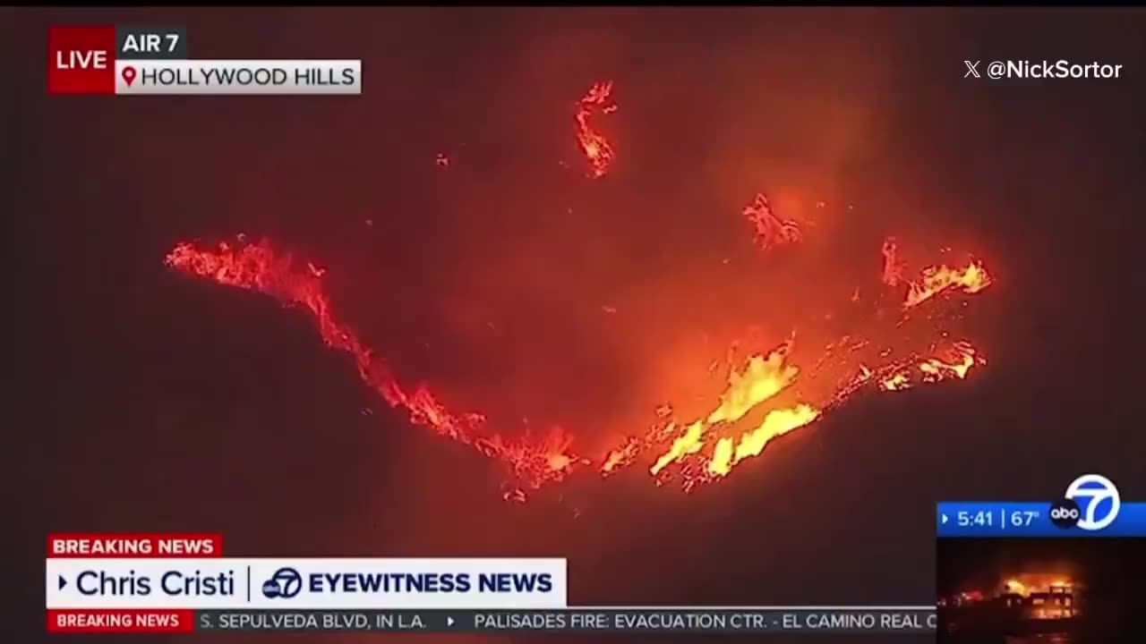 New Blaze🔥🔥 The moment the Hollywood Hills fire started in Runyon Canyon