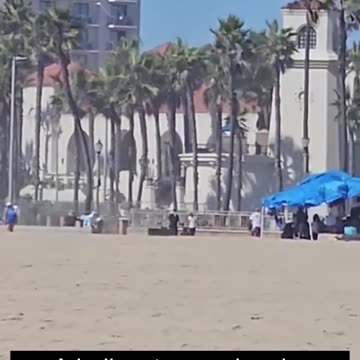 Helicopter crashes in Huntington Beach, California