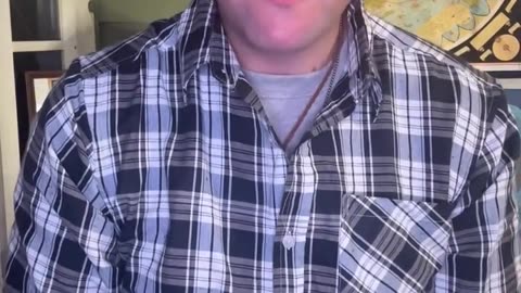 Flat earth vs globe earth .