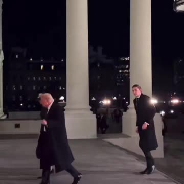 PAY CLOSE ATTENTION TO THIS VIDEO OF THE TRUMP FAMILY ENTERING THE WHITE HOUSE‼️