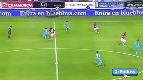 Magic on the Field ❗️Lionel Messi's Magical Dribbling and Dribbling ⚽️