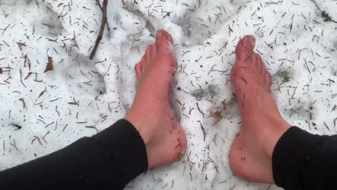 Almost 1hour barefoot walk in the snow