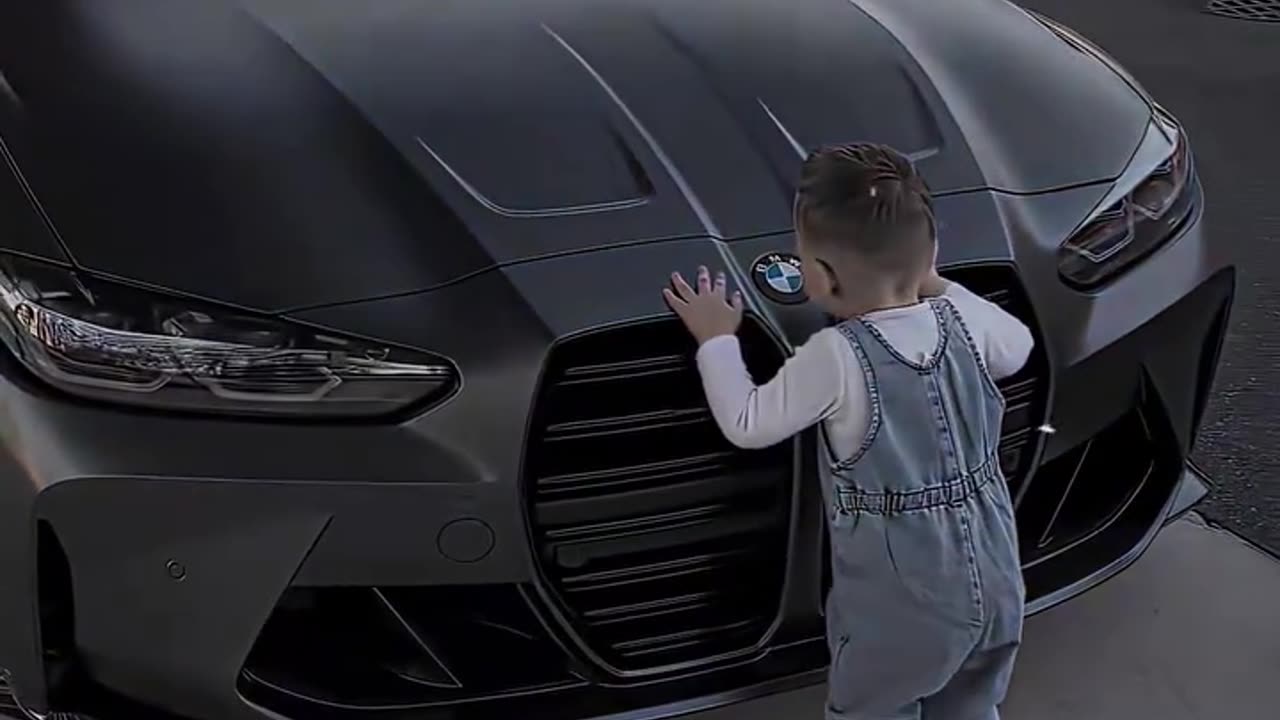 A Kid Falling In Love With BMW M4 😍😍