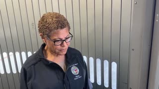 Democrat Mayor Karen Bass refuses to answer questions about forest fire disaster