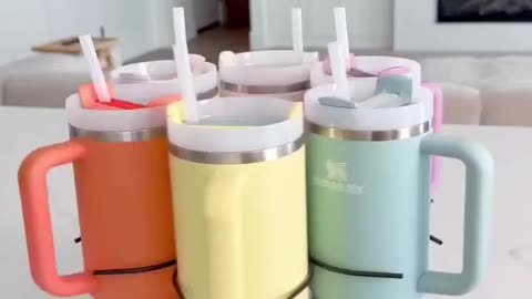 Keep Drinkware Neat & Accessible! 🥤