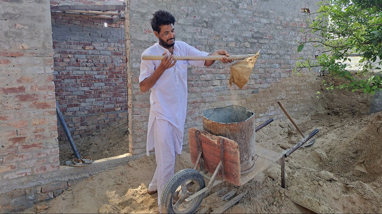 I'm building my house out of clay🪚🏠🏠