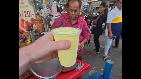 Mumbai Apple Juice - Taste the Indian Streetfood