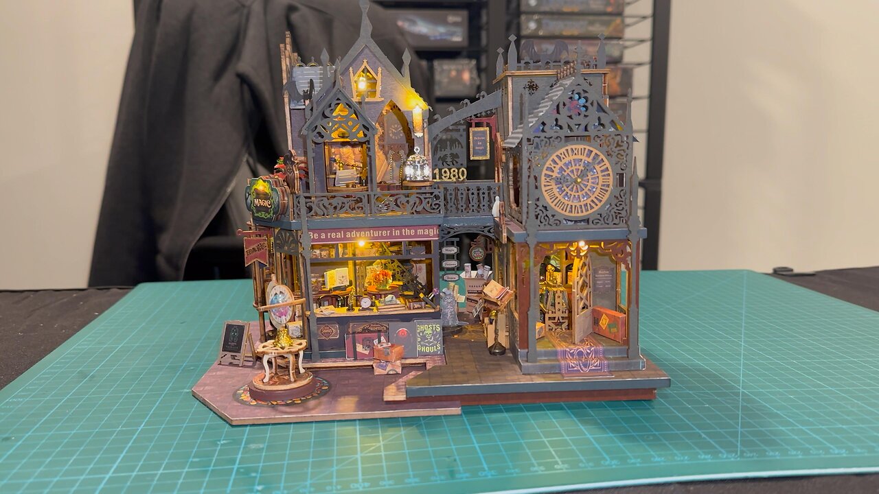 Holo Magic City Miniature House Kit Part 5
