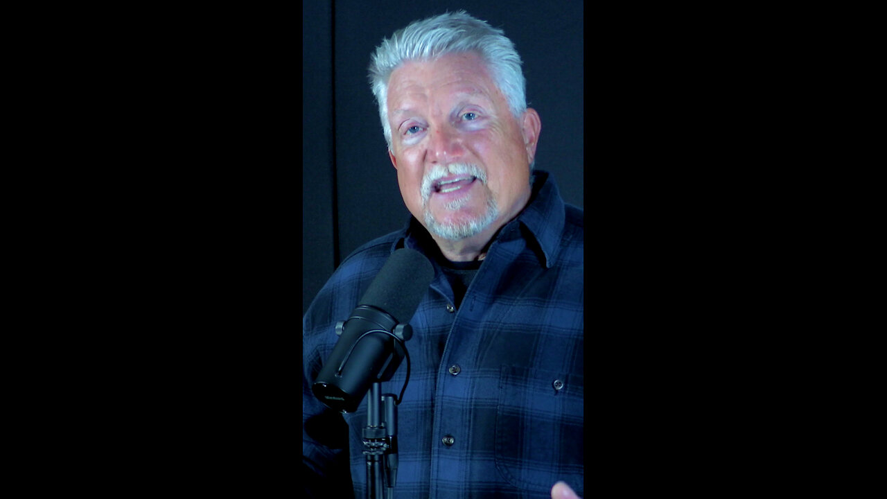 Should we stop calling ourselves experts? OMOQ #109