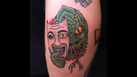 Notice anything strange about Pfizer CEO Albert Bourla's neck?