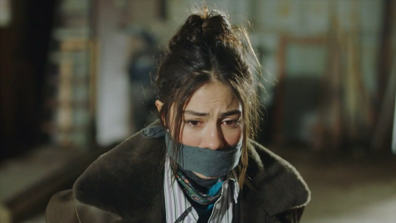 Adım Farah (gagged)