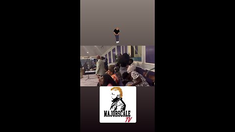 My type of carrying on 💃🏽💃🏽 #praisebreak