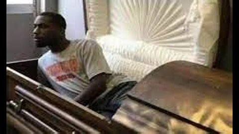 COULD NOT FIND IMAGE OF CORPSE BEING SLAPPED ⚰ SO HERE IS THE NEXT BEST THING