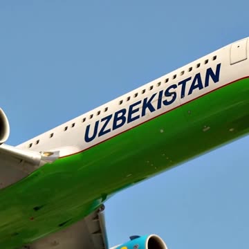 Boeing 767. A beautiful view you can't take your eyes off