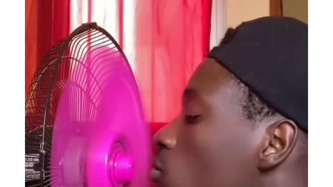 مقاطع مضحكه جدا