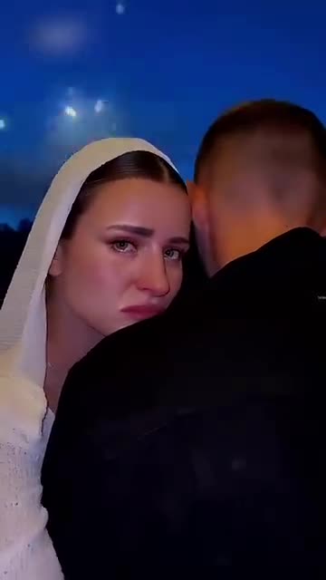 How LITVIN LOOKED AT ADELE ON THE FIRST DAY