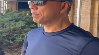 20221014文贵先生GETTR¹： #无苗族：非洲族、亚裔、白裔、印度裔都不重要了，叫无苗裔！境外没打疫苗的战友大概800万，最真诚的战友大概在70万到100万之间！国内没法统计