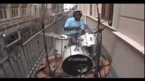 Viral: One Love (Bob Marley) feat. Manu Chao | Playing For Change | Song Around