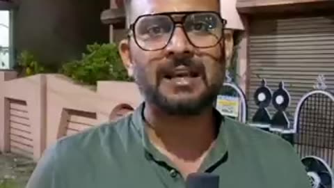 Sali ne liya adha hissa
