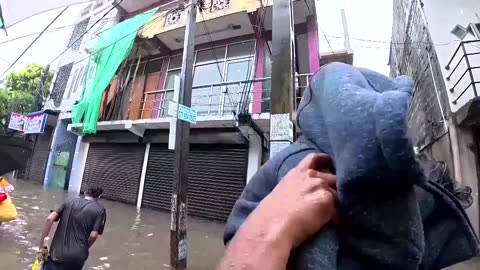 Sri Lanka braces for more flooding with Cyclone Ditwah